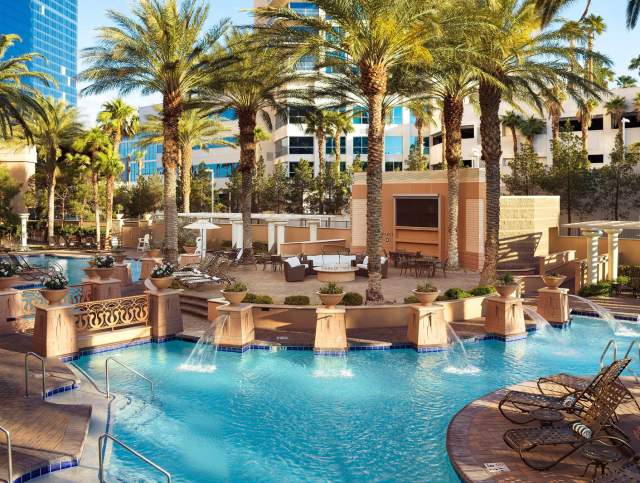 Complimentary Upgrade To A One-Bedroom Suite