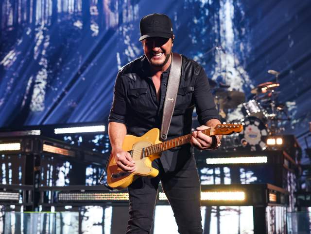 Luke Bryan Vegas