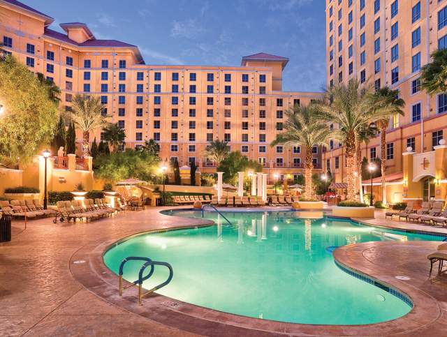 15% off Resort Suites at Club Wyndham Grand Desert!