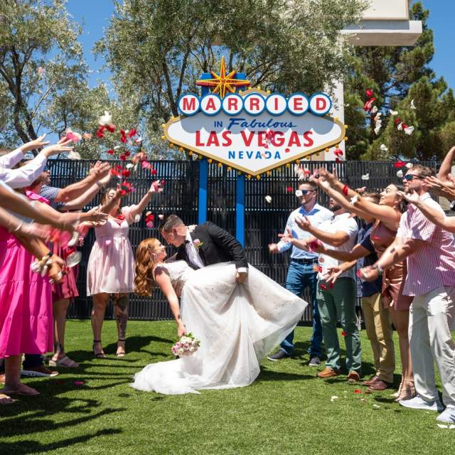 Vegas Wedding Package