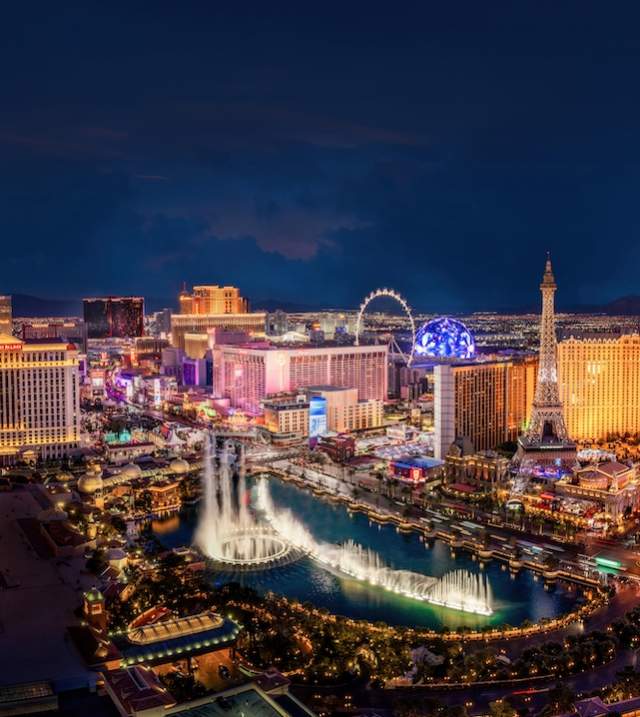 Take a look at this stunning view of the one and only Las Vegas strip.