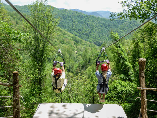 Nature Attractions Asheville Nc S Official Travel Site Thrills For Everyone A Zipline Guide To Asheville