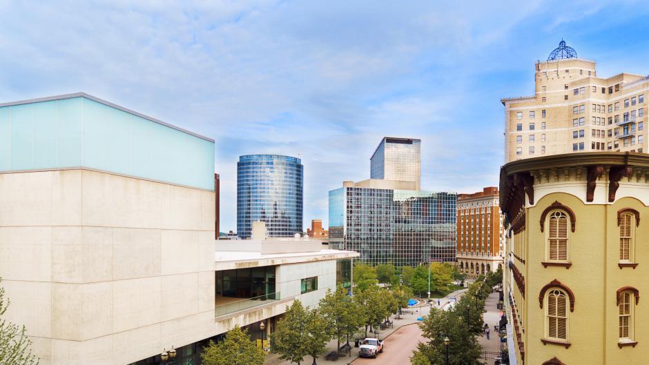 Grand Rapids' Convention Center is centrally located nearby plenty of shops, hotels, restaurants, and activities.