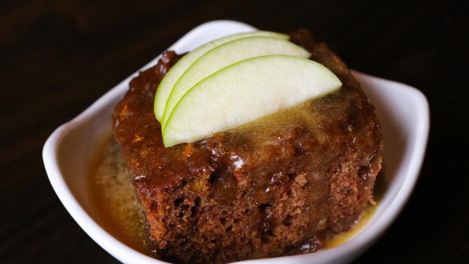 Vegans and non-vegans alike love the Apple Caramel Cake at SpeakEZ.