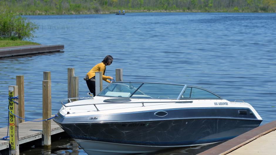 Boaters can temporarily tie up at the dock at Wabasis Lake.