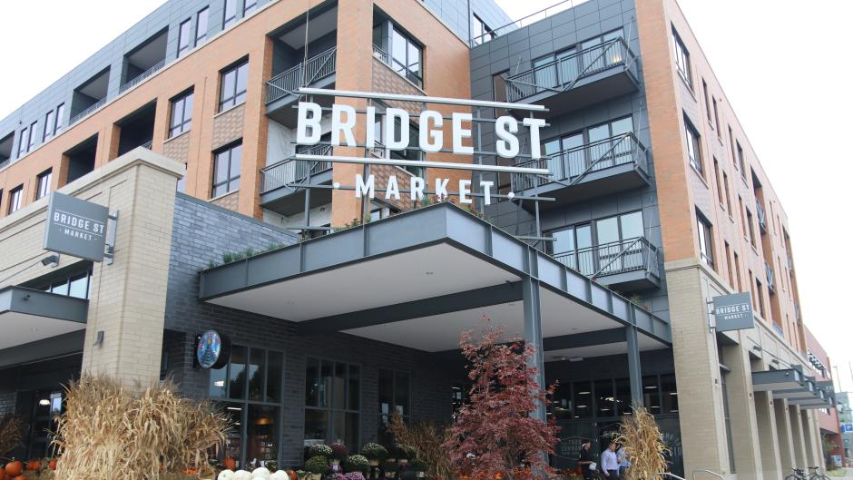 Bridge Street Market Building Exterior