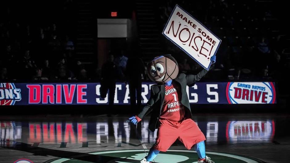 Buckets mascot Grand Rapids Drive