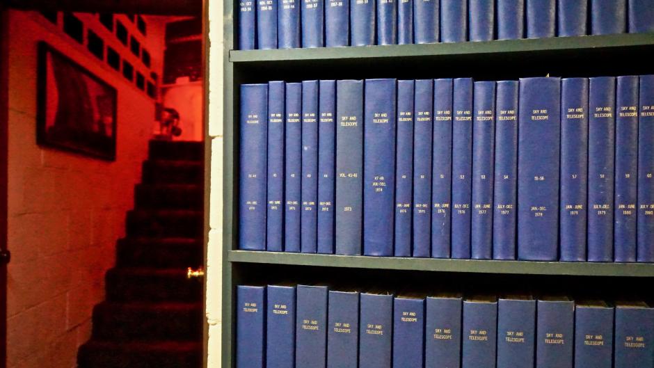 Veen Observatory Library