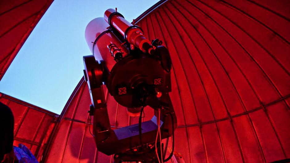 During Public Nights, Veen Observatory is open to the general public, and guests can use its equipment to view the night sky.