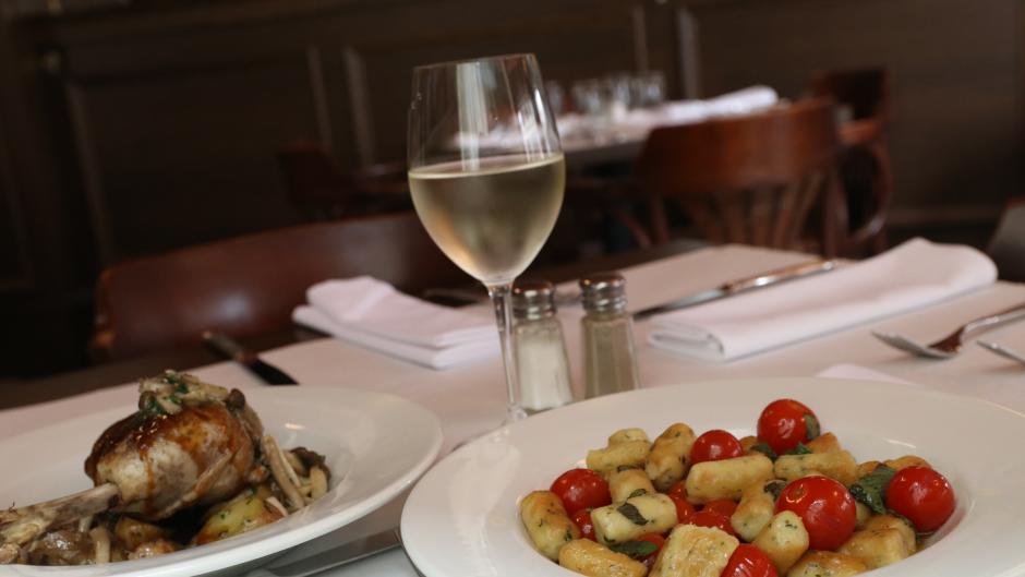 New Hotel Mertens' serves nearly every meal, including: Serving breakfast, lunch, dinner, dessert, weekend brunch, espresso, a full bar, and afternoon tea menus daily.