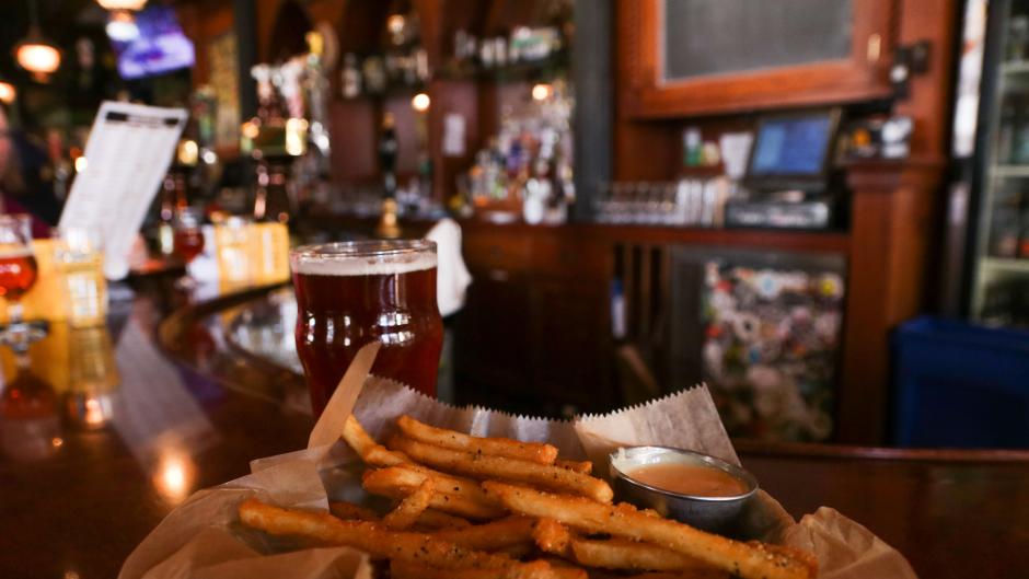 HopCat hosts events like tap takeovers and beer dinners that showcase food and beer pairings.