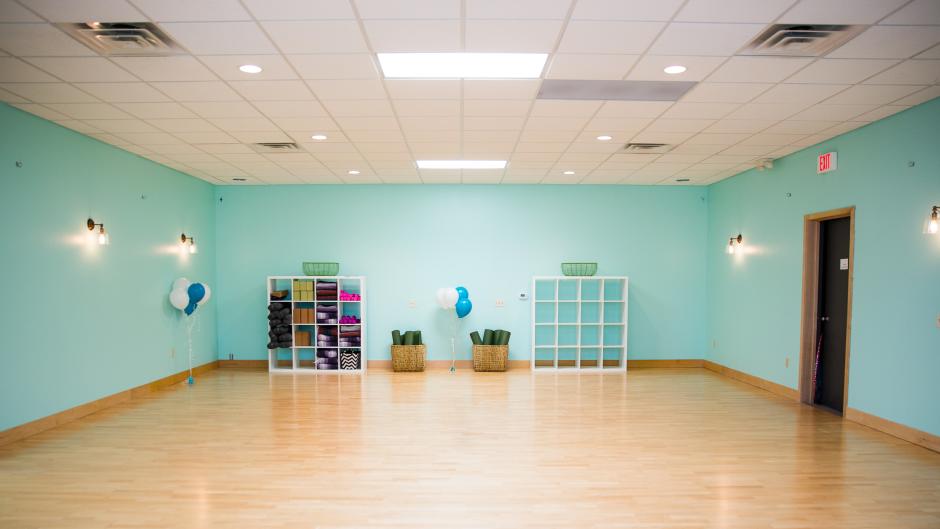 Renew Mama yoga studio