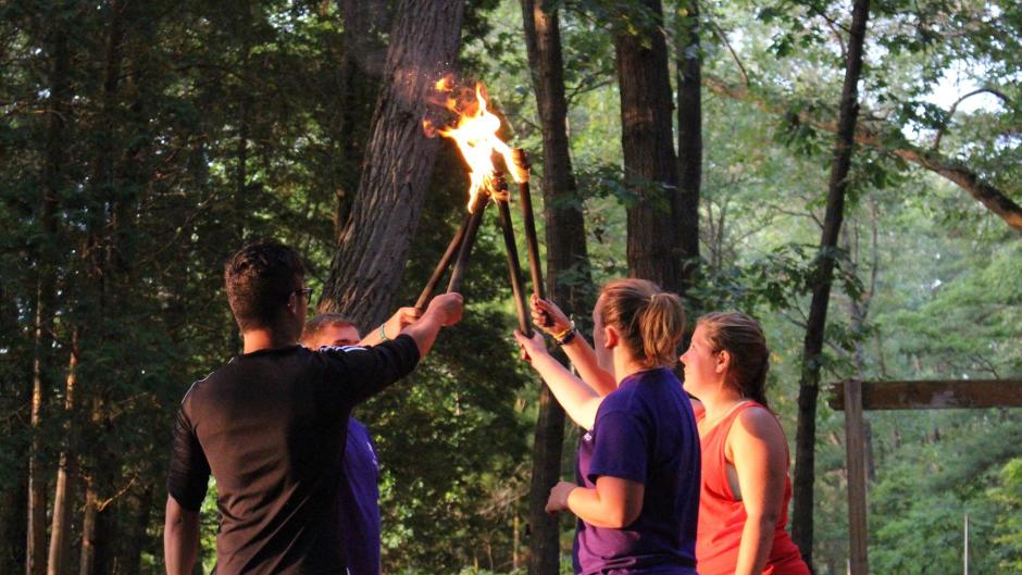 Camp Manitou-lin torch game