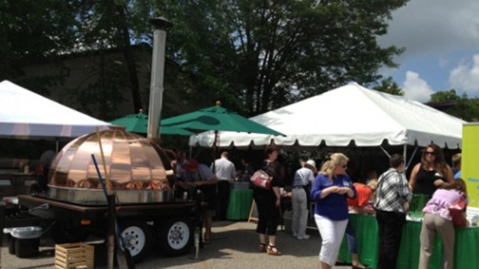 Standard Pizza Food Truck