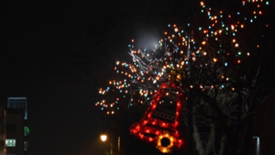Jefferson St holiday lights downtown