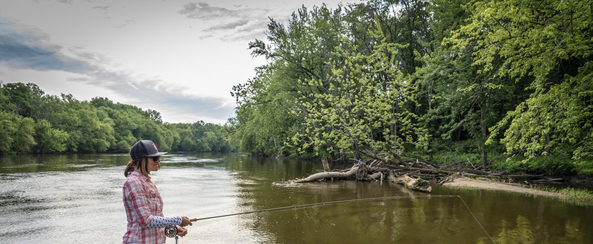 Each season requires its own special kind of gear. In the summer, a boat is helpful for accessing deeper waters, increasing your chances of a catch.