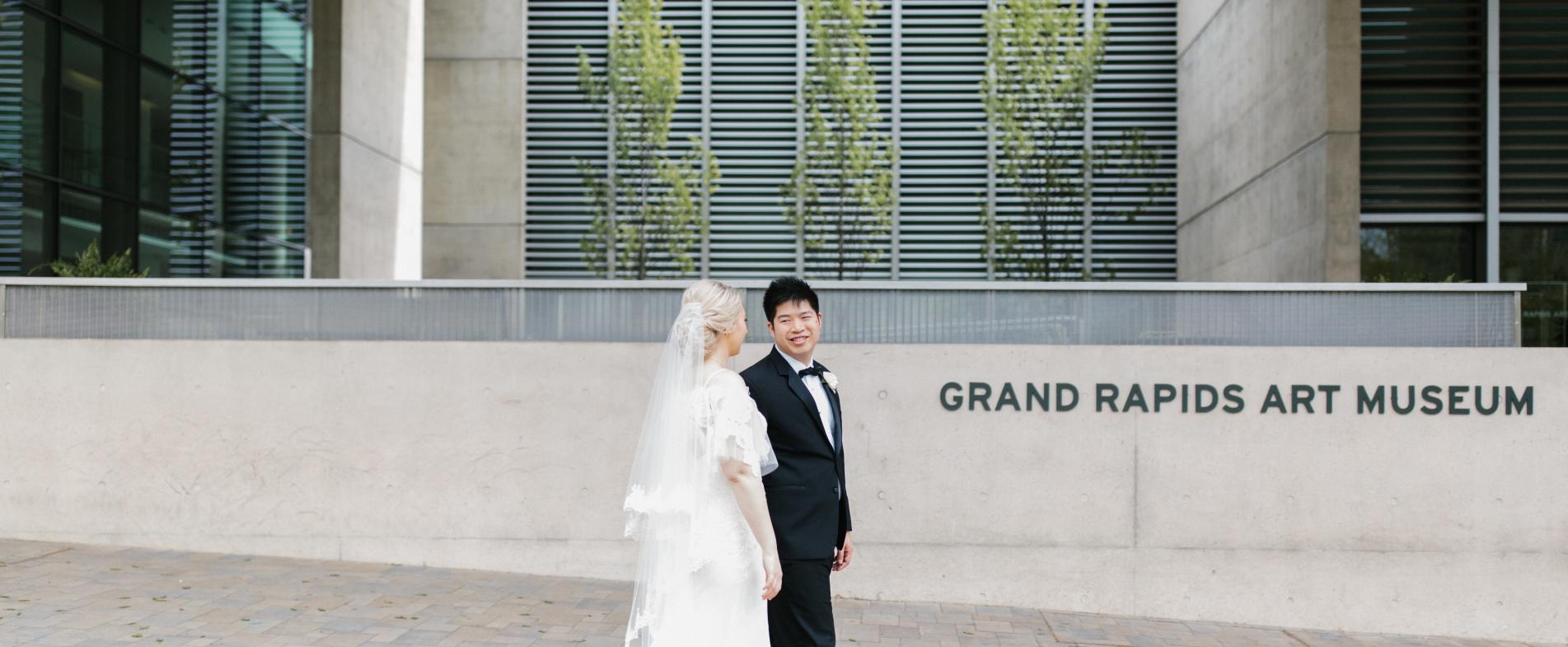 Wedding at the Grand Rapids Art Museum