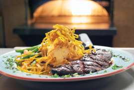 Restaurants In Traverse City Mi Waterfront Dining Places To Eat North Peak Brewing