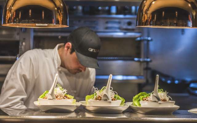 Restaurants In Traverse City Mi Waterfront Dining Places To Eat Dining At Reg Ginger In Downtown Traverse City