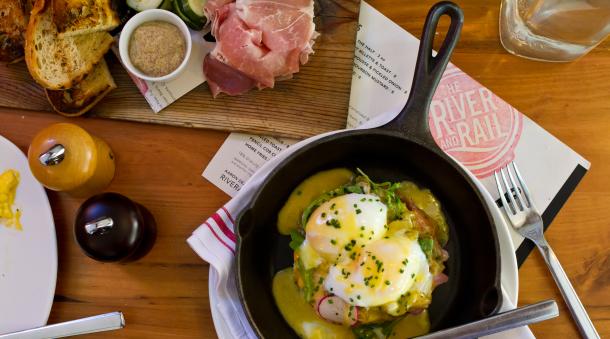 Featured Foods Restaurants In Roanoke Va Dining Roanoke Famous Foods Restaurants
