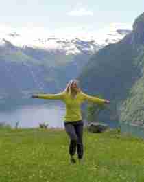 Girl in Geiranger