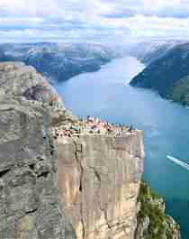 Planen Sie Ihre Reise in die Region Stavanger in Fjord Norwegen und wandern Sie auf den Preikestolen
