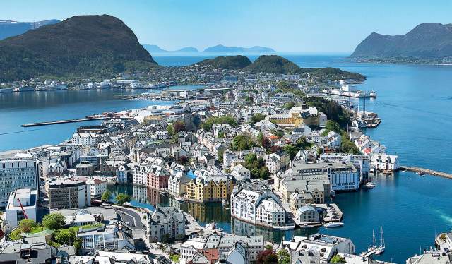 Ålesund from above on a clear summer day