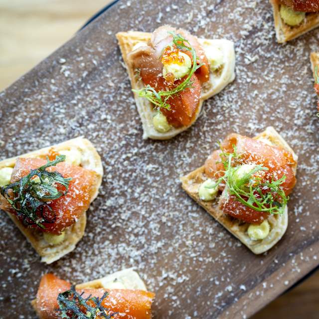 Rezept: Kartoffelwaffeln mit Räucherlachs