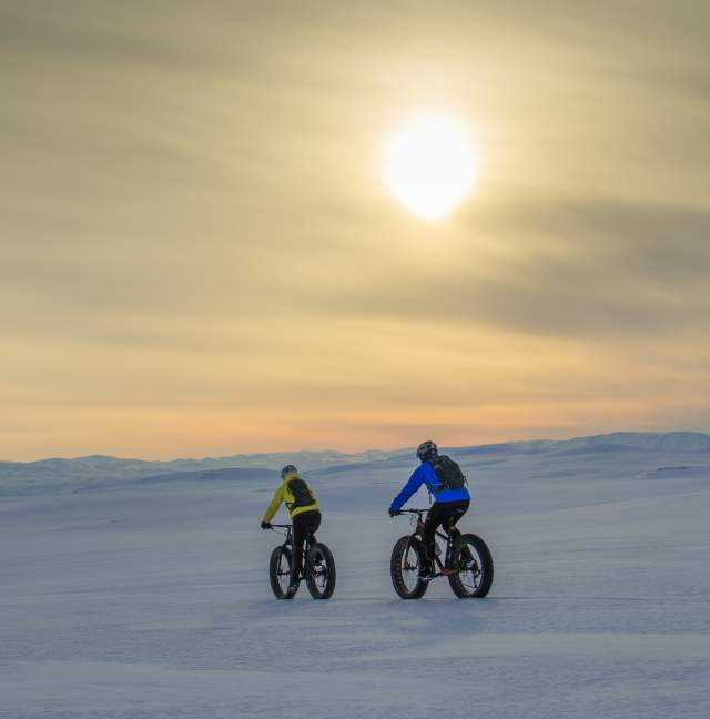 Go fatbiking on snow and ice