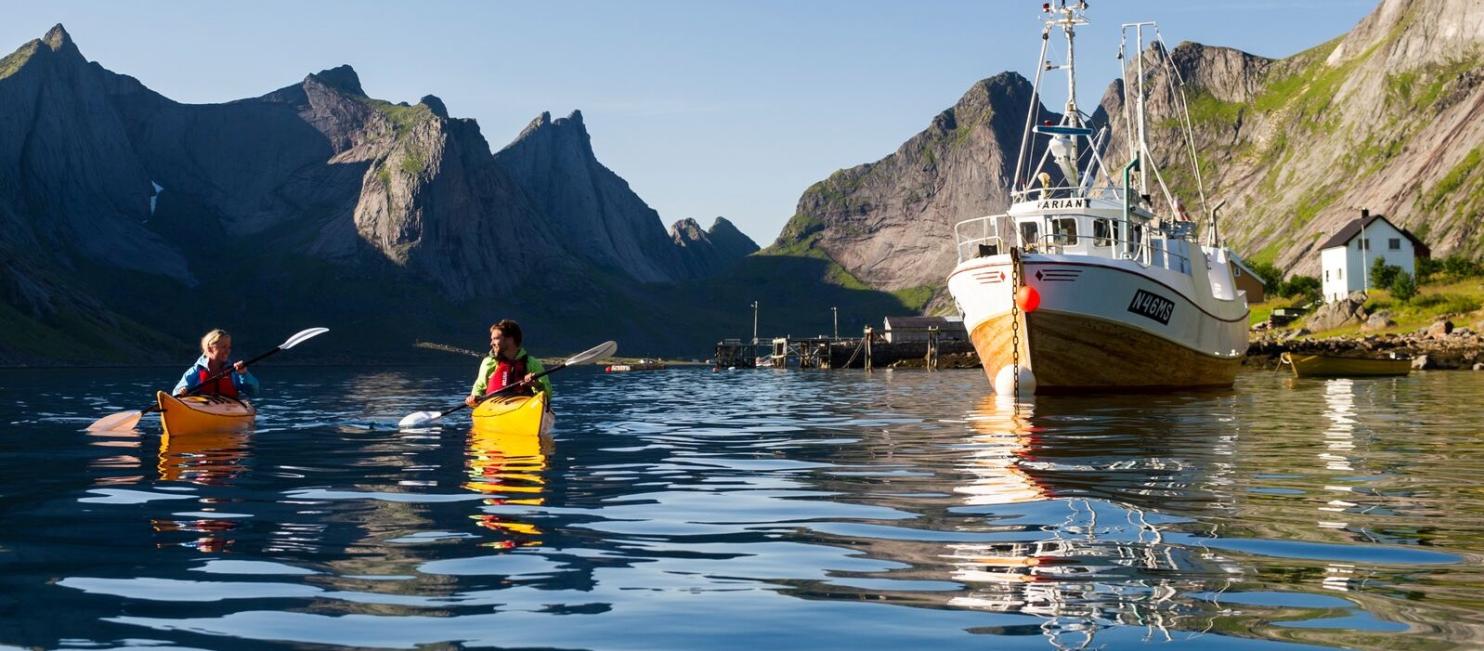 Kayaking in Reinefjorden