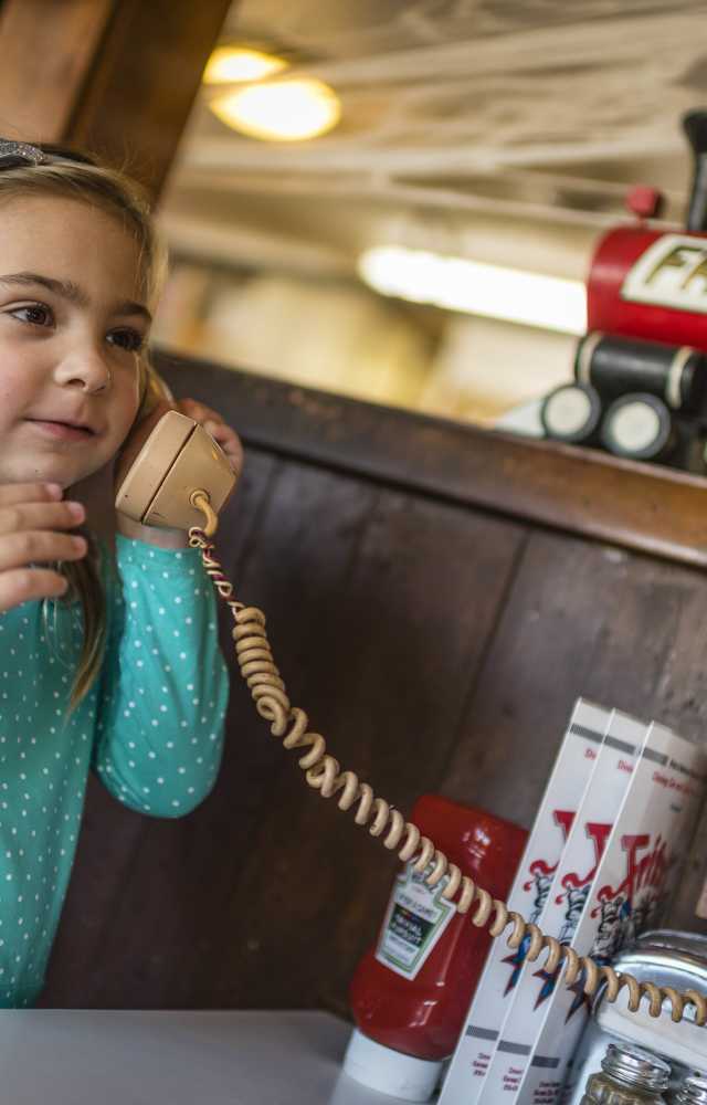 Kid Friendly Restaurants Visit Kansas City Fritz S Railroad Restaurant