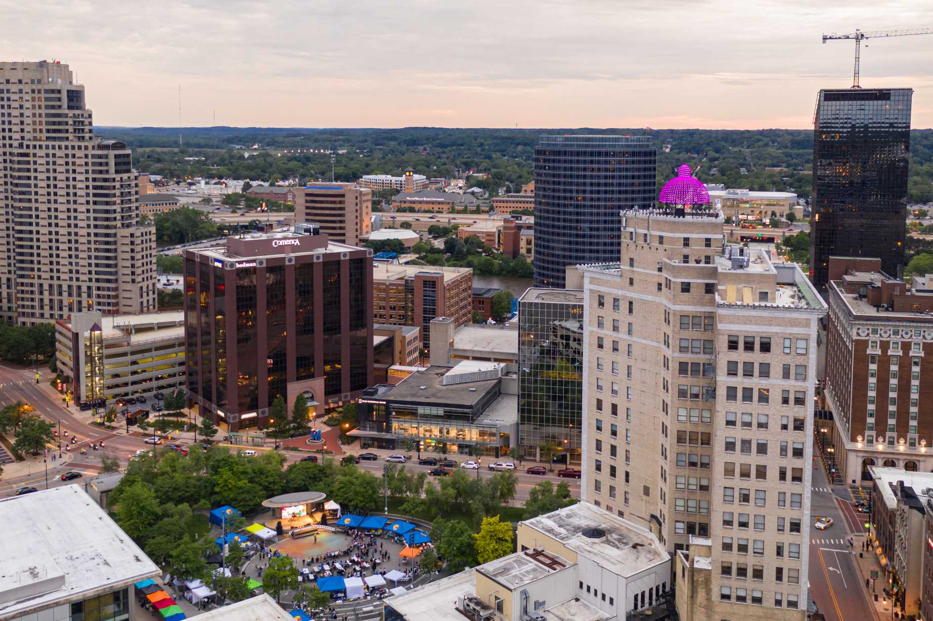 Grand Rapids ArtPrize 2021 Event Details & Hotel Booking