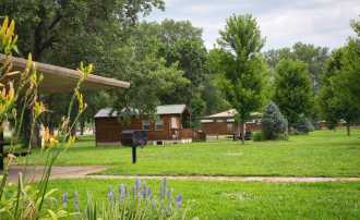 Places To Stay In Kansas Year Round Cabins Lodging