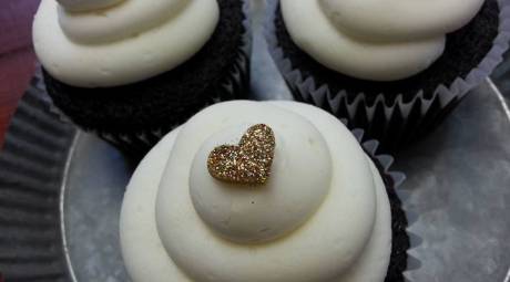 SWEET TALK CUSTOM CAKES & CONFECTIONS