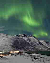 Northern lights over Ersfjord