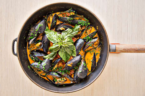 Alexandria Restaurants Restaurant Listings Recipes Coupons Seafood Taste How Alexandria Celebrates Its Waterfront Location With Fresh Learn More