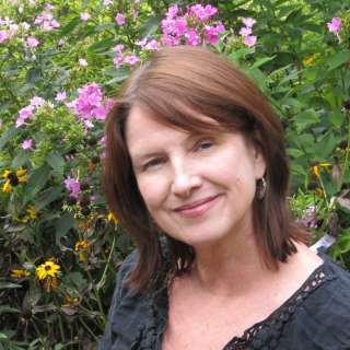 Joanne O'Sullivan Headshot