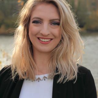 Gillian Smee 2018