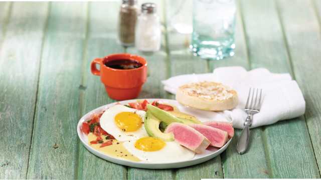 Breakfast In Grand Rapids Restaurants Food Eggs Benedict