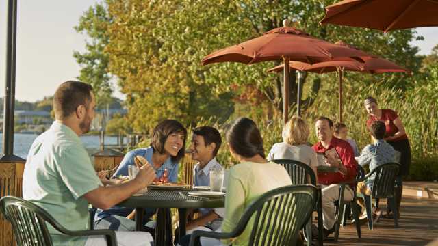 East Grand Rapids Michigan Find Dining Ping Attractions East
