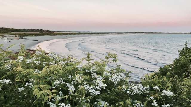 Newport Ri Beaches In Jamestown Middletown Little Compton