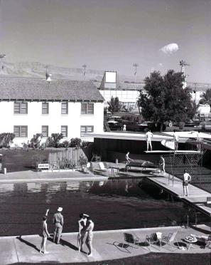 Atomic Bomb cloud in the background of Las Vegas hotel poo