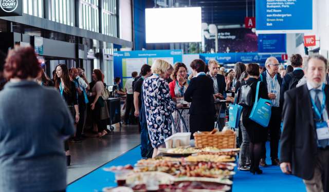 People mingling at the EAN congress in Oslo, Norway