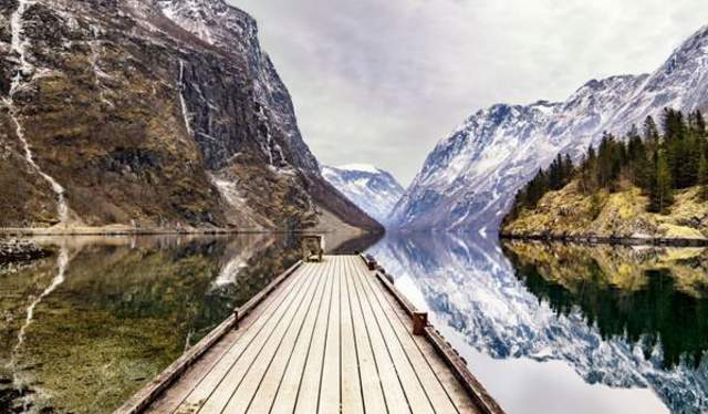 Norway in a nutshell -  frozen landscape