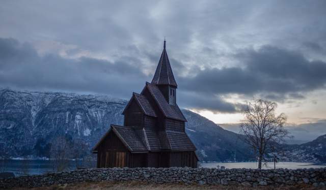 Norwegian Wood Architechture - Urnes Stavechurch