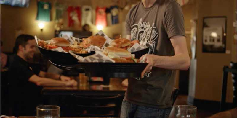 Restaurants Places To Eat In Hamilton County Tenderloins At Grand Junction Brewing Co In Westfield Indiana