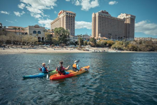 Laughlin: Kayaking