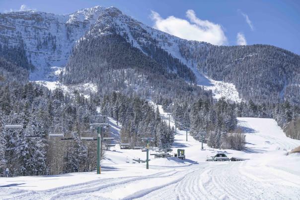Lee Canyon. Winter View from Rabbit Peak courtesy Lee Canyon