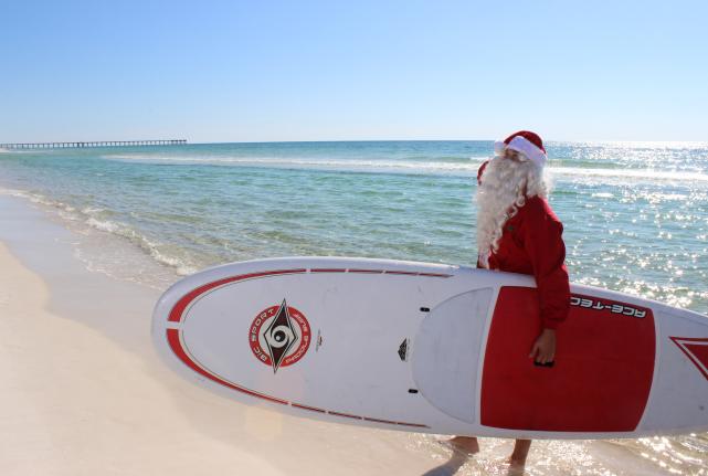 Santa paddleboard