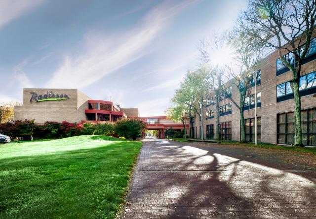 Corning Ny Motels Finger Lakes Hotels Lodging Day